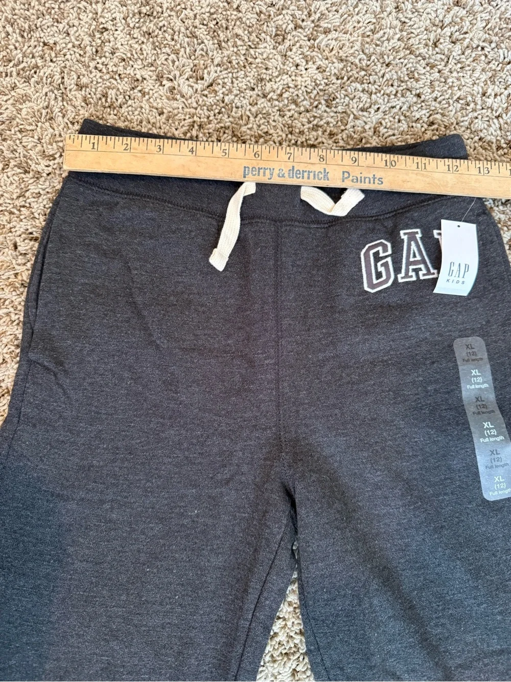 NWT GAP Kids Charcoal Gray Kids Sweatpants with Logo sz XL(12)